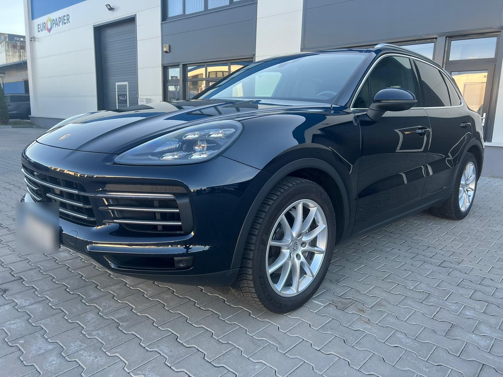 PORSCHE CAYENNE